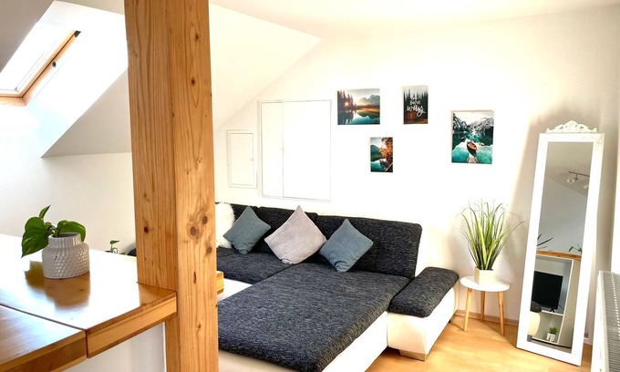 Lohberg Apartment | Apartment 'Osserblick Galerie' with Mountain View, Private Garden and Wi-Fi