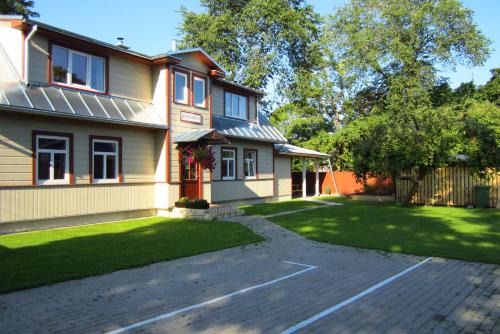 Kuressaare Apartment | Apartment Pärna