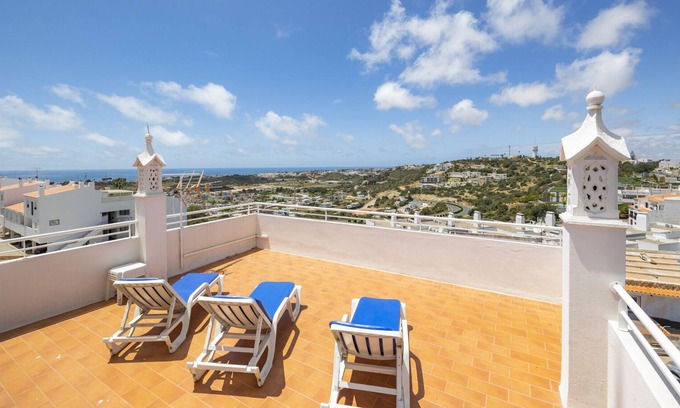 Patio Apartment | Apartment 'Pateo' with Private Terrace, Wi-Fi and Air Conditioning