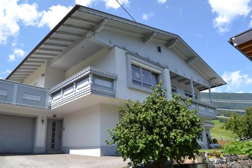 Wenns Apartment | Apartment Paul