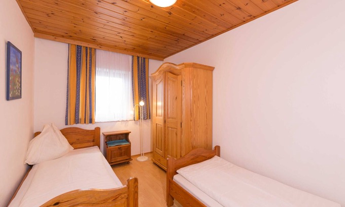Strobl Apartment | Apartment Penthouse - Apartment house Roland