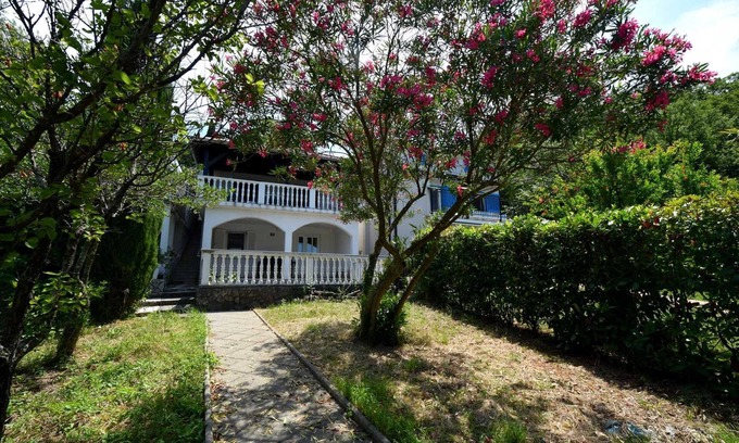Municipality of Omisalj Apartment | Apartment Pesja near the sea