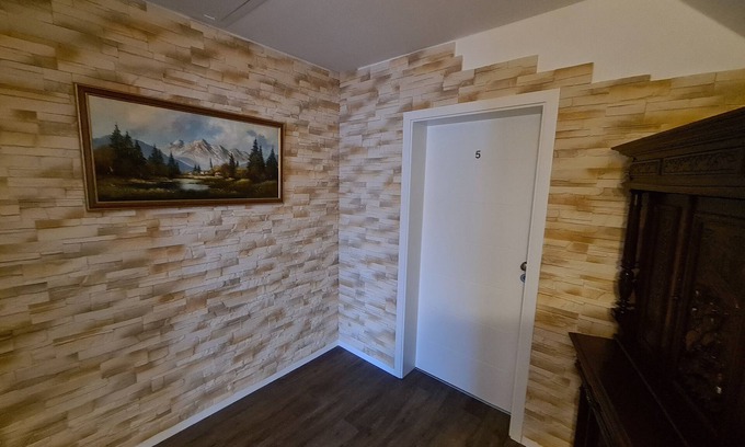 Bad Salzuflen Apartment | Apartment-Private Bathroom-City view-2. Obergeschoss