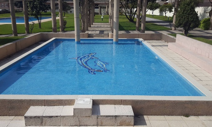Sao Felix Da Marinha Apartment | Apartment with Terrace and Pool for 5 people 10 km from Porto