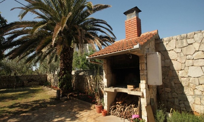 Muline Apartment | Apartment Rada - 150 m from the sea: A4(5) - Muline, Island Ugljan, Croatia