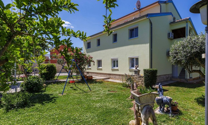 Cancini Apartment | Apartment Rajić by Interhome