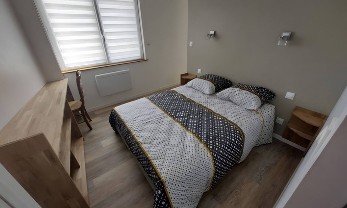 Morgat Apartment | Apartment 'Rdc, Morgat Plage' with Shared Garden and Wi-Fi
