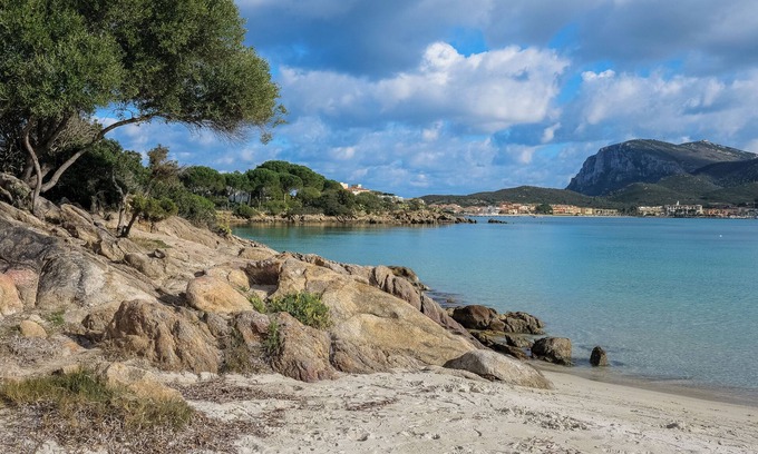 Baia Caddinas House | Apartment "Residence Orizzonti N 25" with Sea View & Private Terrace
