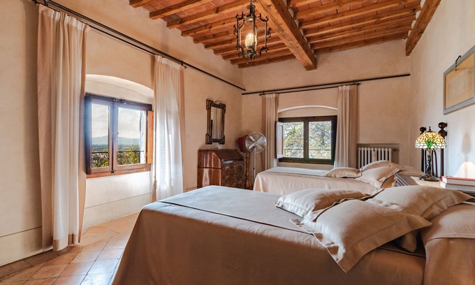 Sansepolcro Apartment | Apartment 'Residenza Privata Paradiso' with Private Garden and Wi-Fi