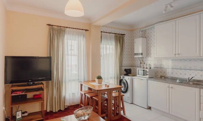 Leca da Palmeira Apartment | Apartment 'Rising Sun' with Wi-Fi