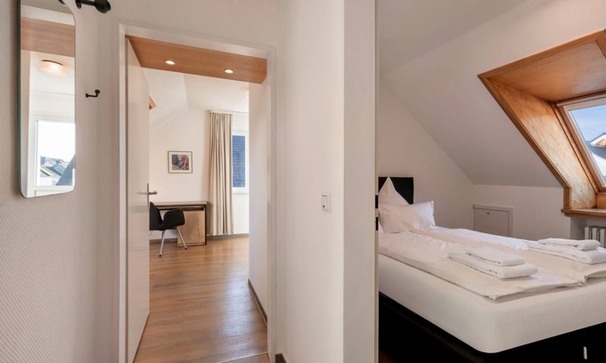 Helgoland Apartment | Apartment roof to the island side with balcony - Hummerklippen Apartments