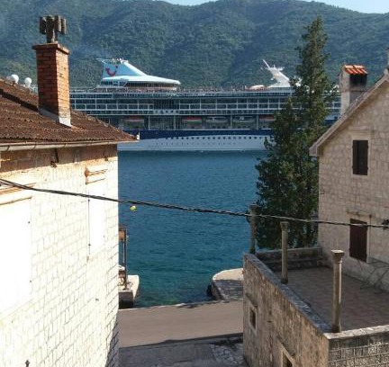 Perast Apartment | Apartment Rosić