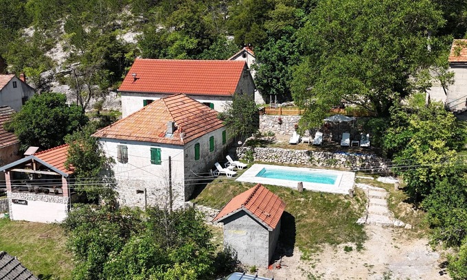 Citluk Apartment | Apartment Rural Podastrana