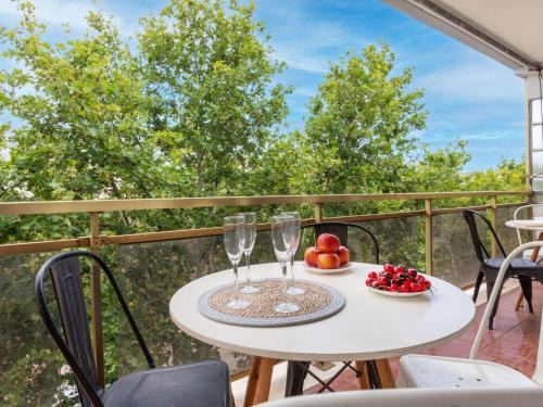 Salou City Centre Apartment | Apartment Samoa by Interhome