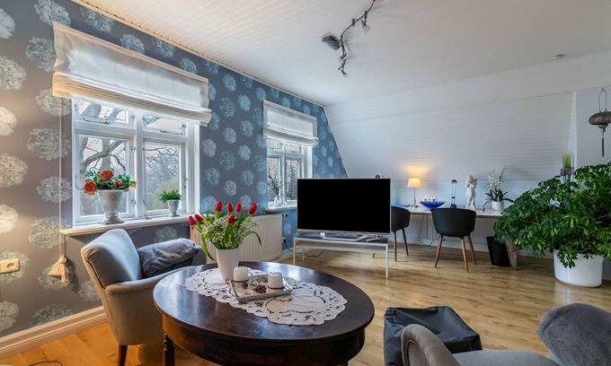 Gluecksburg Apartment | Apartment "Schwennautal" with Private Garden & Wi-Fi
