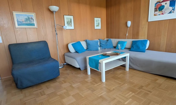Staad Apartment | Apartment 'Seeblick' with Lake View, Private Garden and Wi-Fi