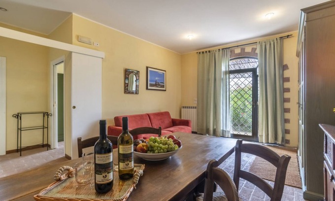 Magione Apartment | Apartment Selleria