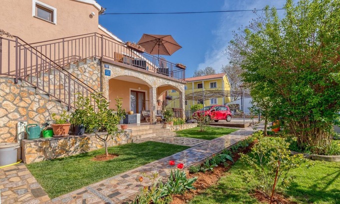 Cancini Apartment | Apartment Slavko Cancini with Balcony