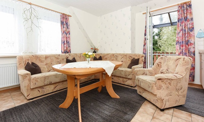 Dunum Apartment | Apartment small - Ferienhaus Zur Schmiede