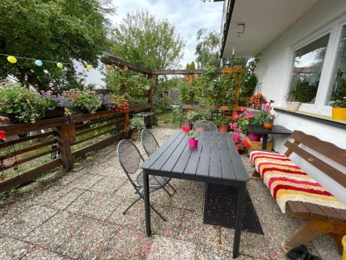 Roetenbach Apartment | Apartment Spatzenparadies by Interhome