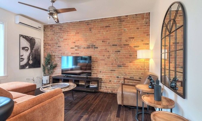 Ville-Marie Apartment | Apartment & Studio