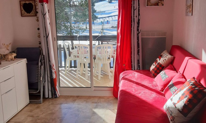 Saint-Etienne-en-Devoluy Apartment | Apartment 'Superdévoluy Les Issarts' with Mountain View, Balcony and Wi-Fi