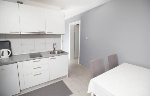 Vinkovci Apartment | Apartment Sven