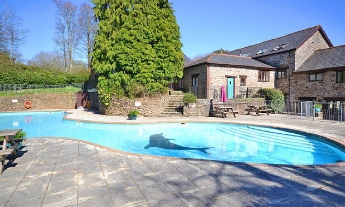 Ivybridge Apartment | Apartment, swimming pools & gym, nr beaches for 4