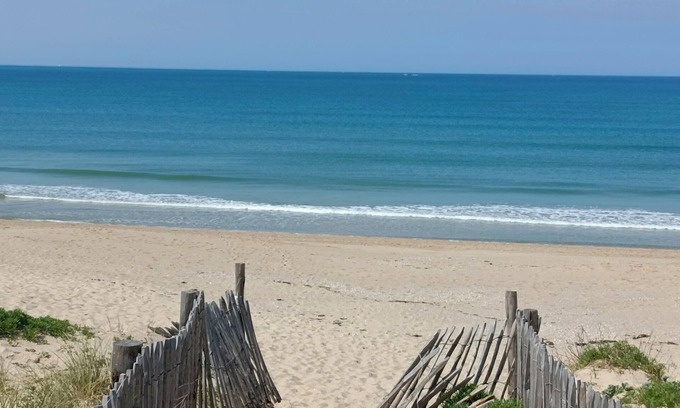 La Turballe Apartment | APARTMENT T3 SEA VIEW DIRECT ACCESS TO THE BEACH turban