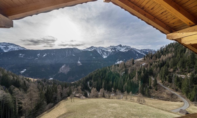 Ultimo Apartment | Apartment 'Thalhof Kornigl' with Mountain View, Shared Garden and Wi-Fi