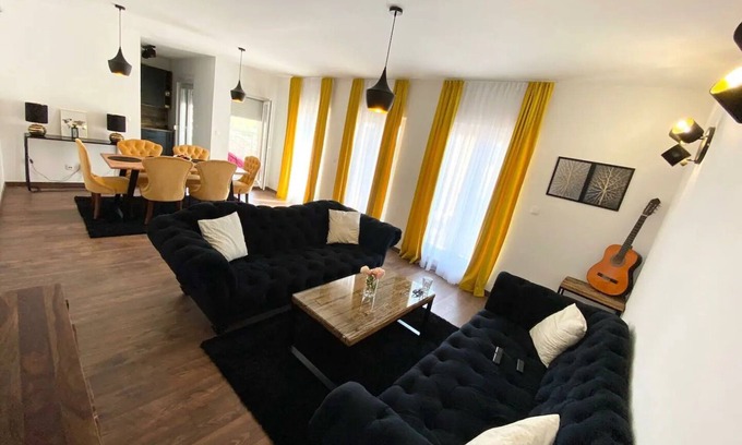 Znjan Apartment | Apartment Tom (11083-A1) - Split