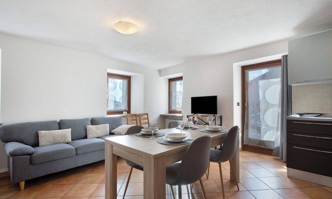 Aosta Apartment | Apartment 'Tra Montagna E Città - Aosta' with Mountain View and Balcony
