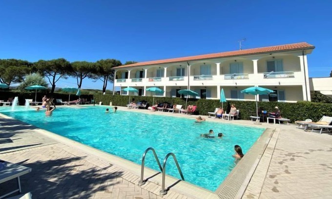 Vada Apartment | Apartment Ventola in Vada - 4 persons, 1 bedrooms