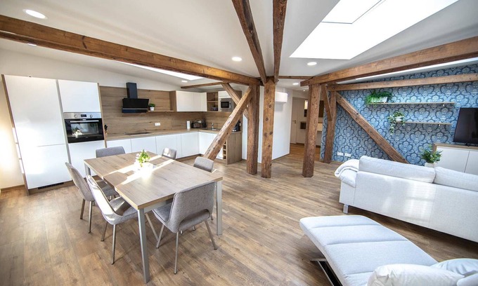 Altstadt Apartment | Apartment Via Regia 02 - exclusive apartments in a Wilhelminian jewel