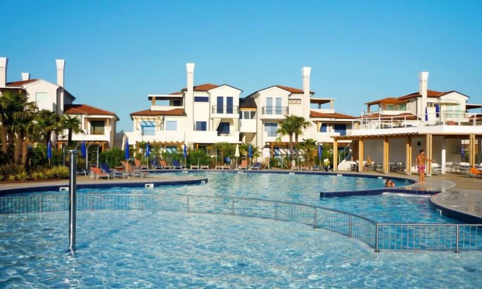 Caorle Apartment | Apartment Villaggio A Mare in Caorle - 5 persons, 1 bedrooms