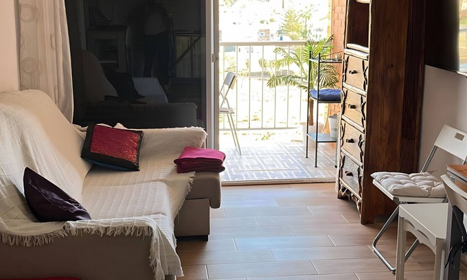 Puerto de Mazarron Apartment | Apartment 'Vistas Al Mar' with Sea View, Wi-Fi and Air Conditioning