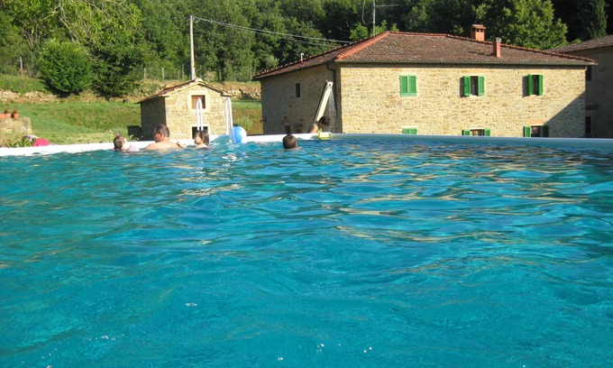 Londa Apartment | Apartment with 14 beds, in the green near Florence