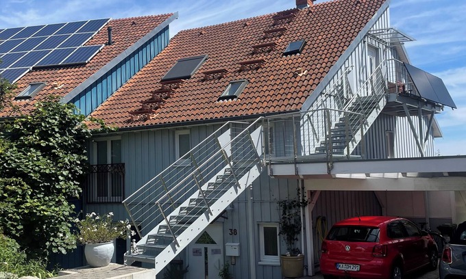 Karlsruhe Apartment | Apartment with balcony and private access