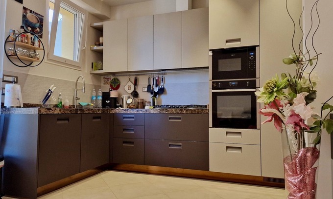Peretola Apartment | Apartment with designer furniture 3 minutes from Tramway convenient for tourists