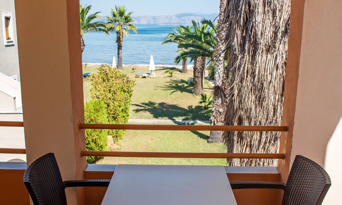Kavos Apartment | Apartment with excellent sea view beside the beach