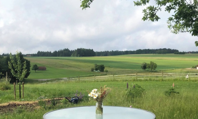 Gottelfingen Condo | Apartment with forest view near bathing lake