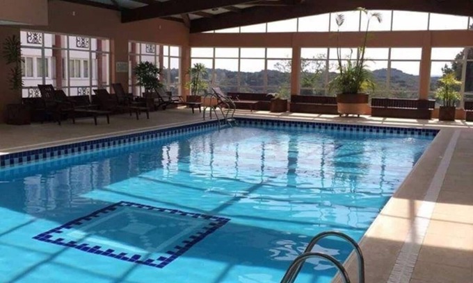 Vila Suica Apartment | Apartment with heating and thermal pool near the center!