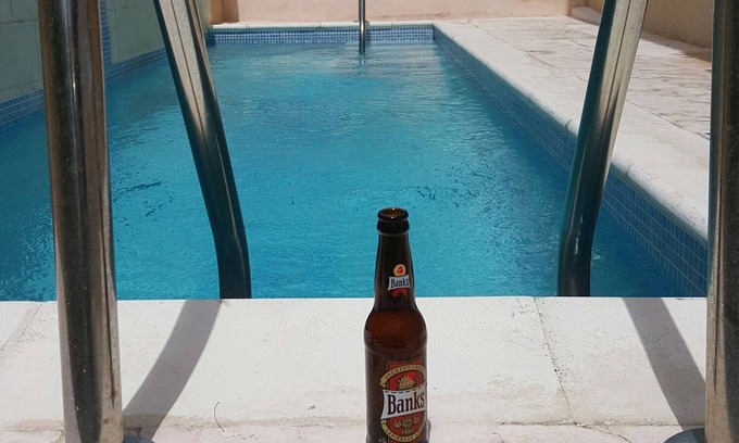 Callendar Apartment | Apartment With Pool Near Golf Course And Oistins