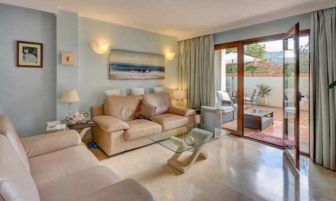 Port d'Andraitx Apartment | Apartment with Pool , short stroll to Marina and Port Andratx