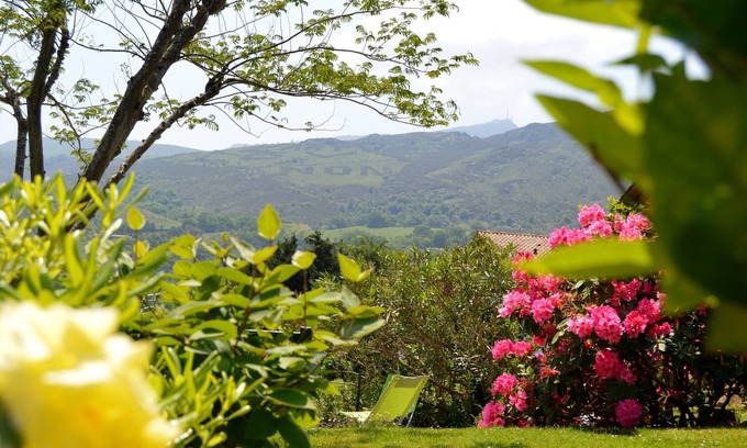 Ascain Apartment | Apartment with private garden and terrace