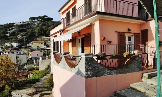 Seccheto Apartment | Apartment with sea view - Seccheto Mare