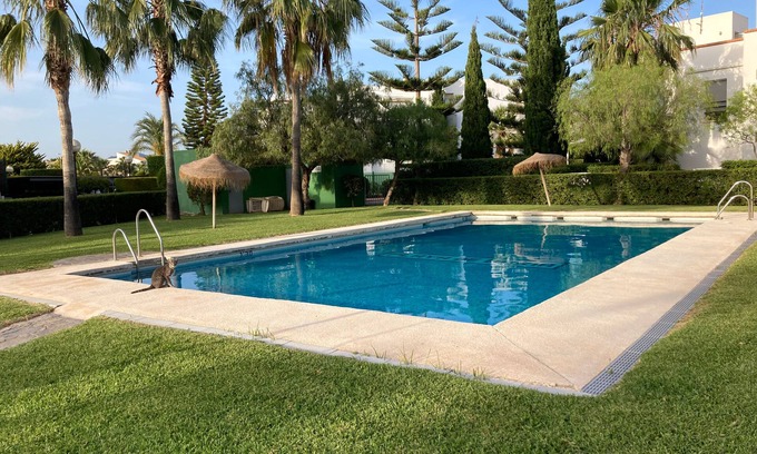 Vera Beach Apartment | Apartment with sea views in textile complex on the beachfront.