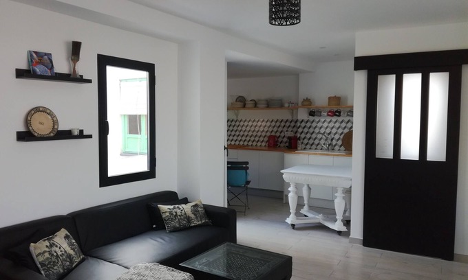 Alicante Apartment | Apartment with terrace in 5th 15 minutes from the beach on foot with WI-FI.