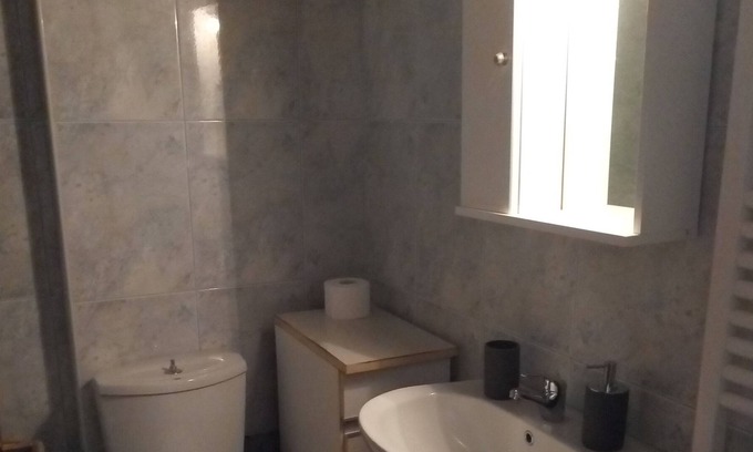 Flogita Apartment | Apartment with view to the sea in the center of the village.