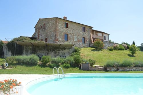 Torre A Castello Apartment | Apartment with wonderful view in the Crete Senesi